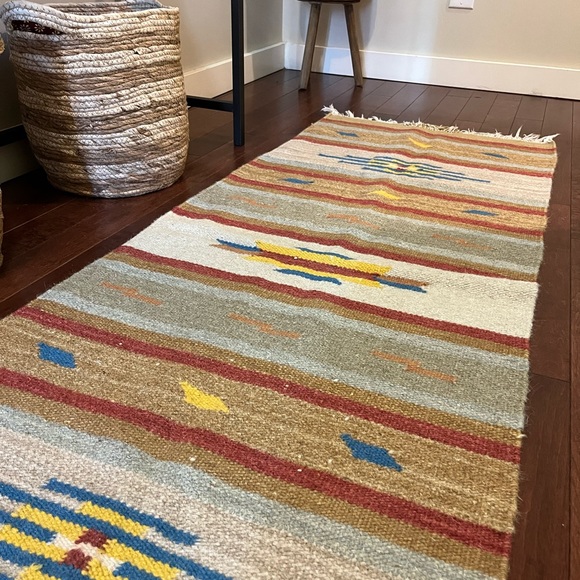 SOLD ✨Vintage wool hallway runner ✨ - Picture 2 of 4